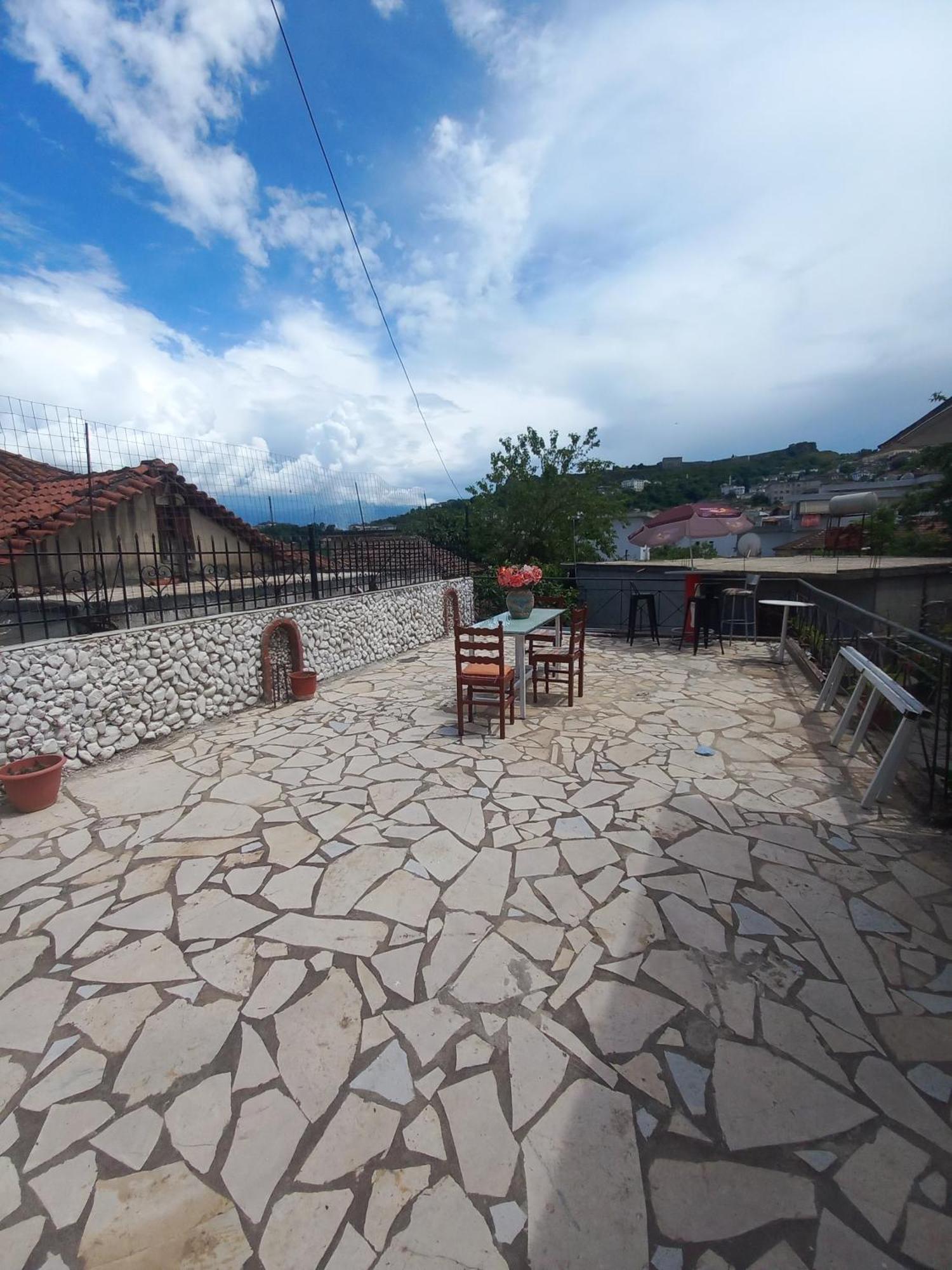 Aleko Guest House Gjirokastra Zewnętrze zdjęcie