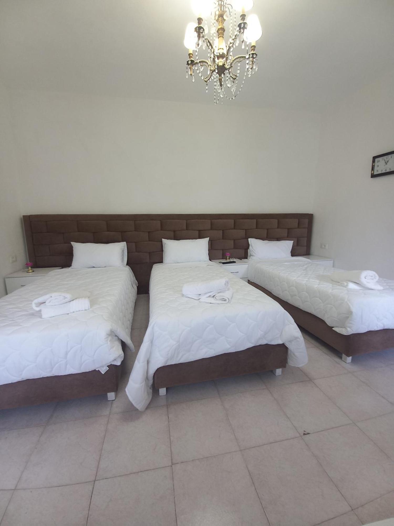 Aleko Guest House Gjirokastra Zewnętrze zdjęcie
