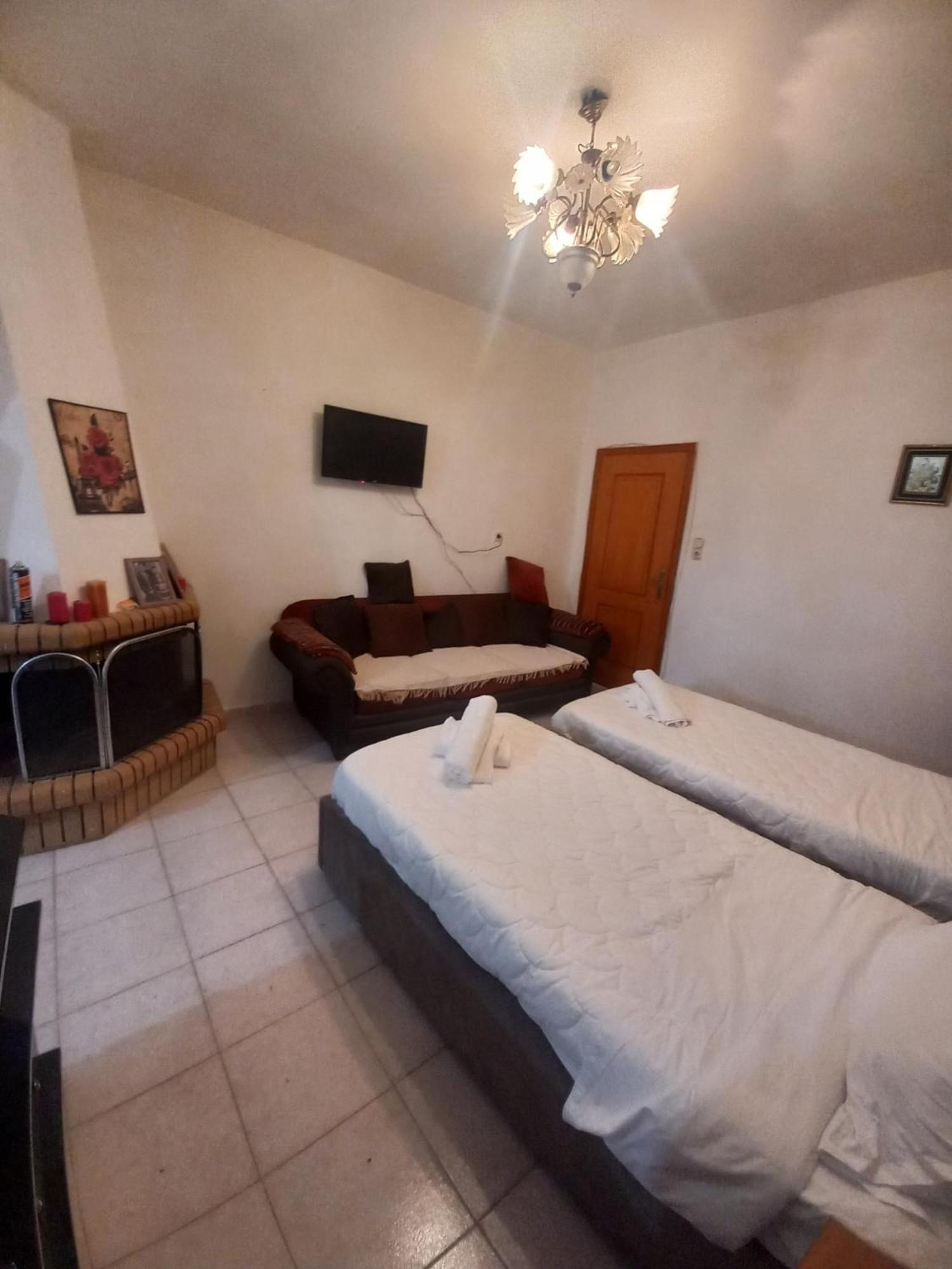 Aleko Guest House Gjirokastra Zewnętrze zdjęcie